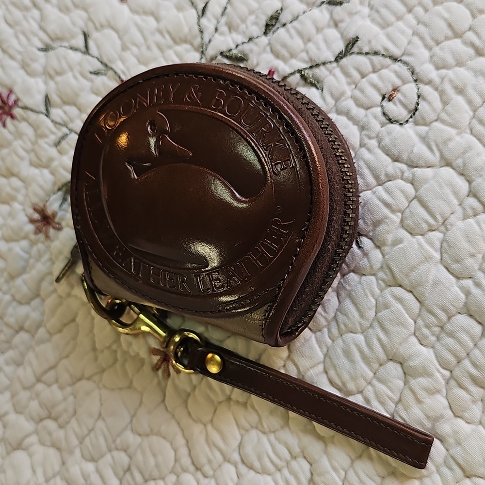 Vintage Dooney & Bourke AWL Taupe & Burnt Cedar Duck Coin Purse - Picture 7 of 16